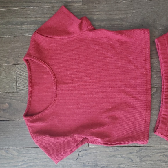 Cute Skirt Set - Picture 2 of 3